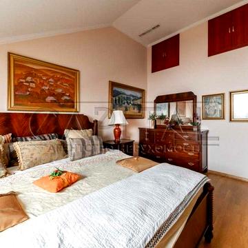 Продаж квартири вул.Круглоуніверситетська, Центр, Бессарабська площа