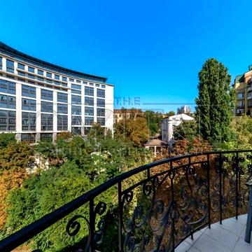 Продаж квартири вул.Круглоуніверситетська, Центр, Бессарабська площа