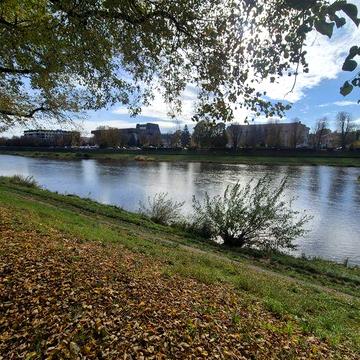 Здається в оренду кв-ра у Центрі біля Набережної