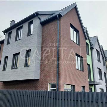 Георгія Мальцева вул., 10