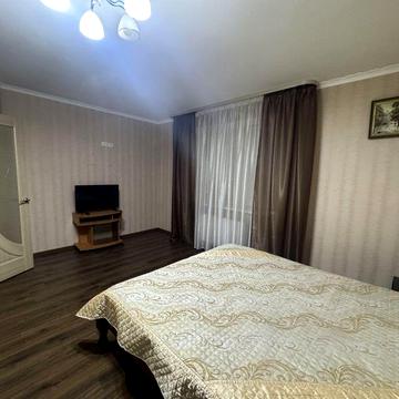 Здається чудова 1 кімната квартира район Академічний.
