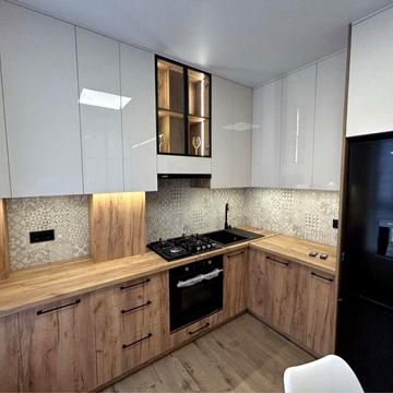 Оренда 2к вул. Університетська