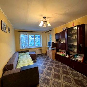 Продаж двокімнатної квартири по вулиці Пасічна