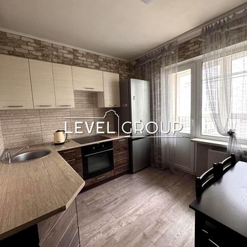 Бориса Гмирі вул., 18