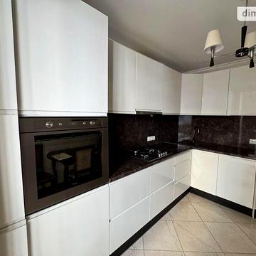 Довгострокова оренда 2к Квартира Озерна вулиця