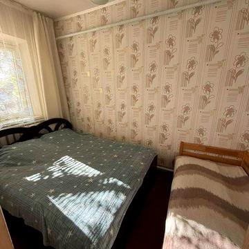 продам ДВА БУДИНКИ за ціною одного