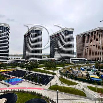 Причальна вул., 10