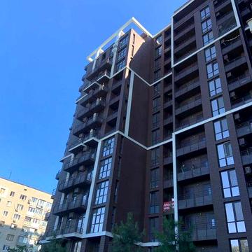 Продам двокімнатну квартиру на Адміральскому проспекті ЖК Пространство на Гераневой