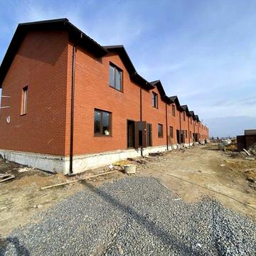 Продаж таунхауса 95 кв.м. 3 спальні, газ, Перемичка