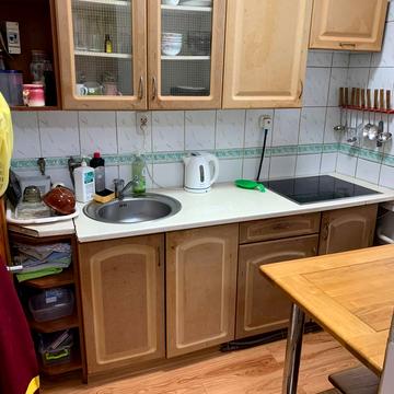 Стовпова вул., 81