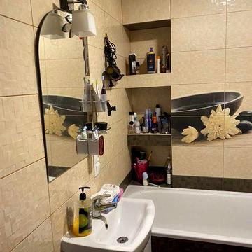 Здається 2х кімнатна квартира з меблями і технікою