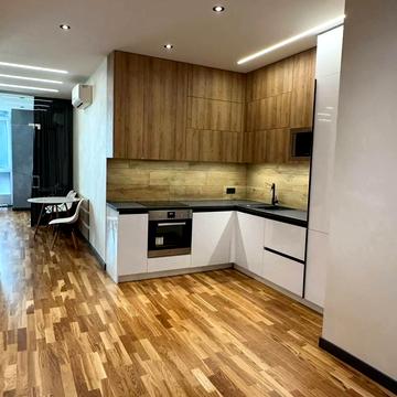 Сімферопольська вул., 2-П