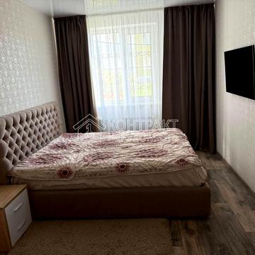 Сергія Барсукова вул. (Федоренка), 12