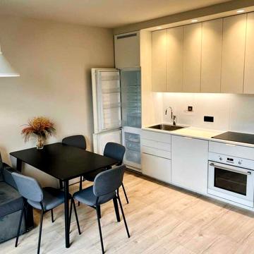 Глибочицька вул., 73