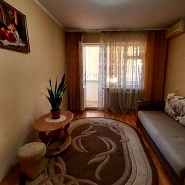 Євгена Танцюри вул., 50