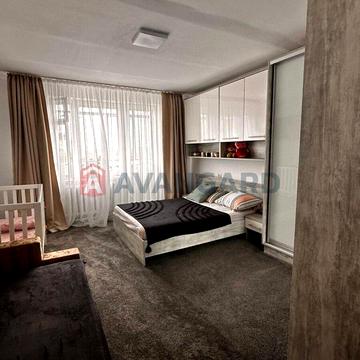 Стрийська вул., 87