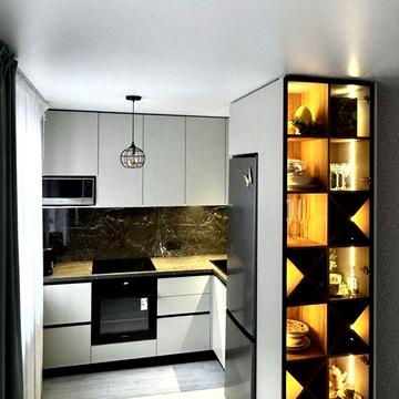 Продаж двокімнатної квартири з ремонтом в центрі міста