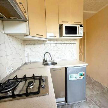 Верховної Ради бульв., 31-А