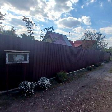 Продам дачу в якої можна зимувати.