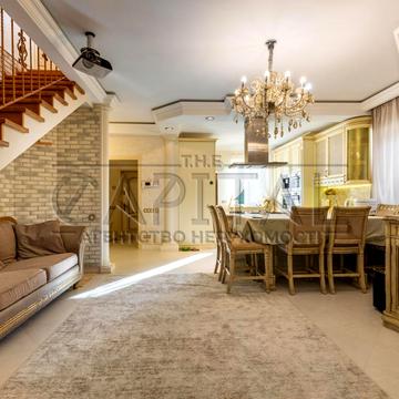 Лісова вул., 5