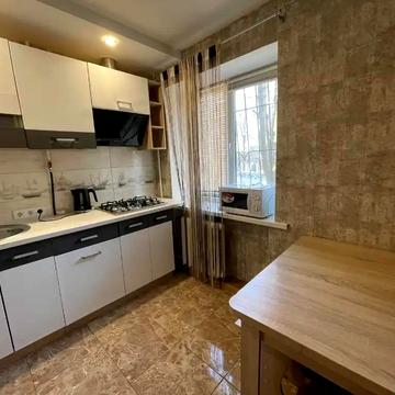 Січових Стрільців вул. (Артема), 90