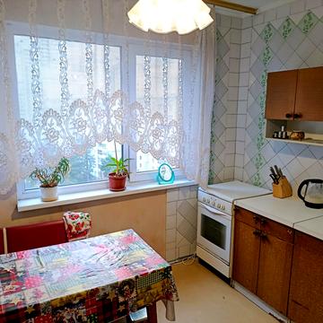 Бориспільська вул., 34