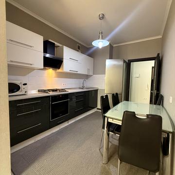 Садова вул., 1в к3