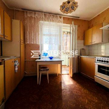 Йорданська вул. (Лайоша Гавро), 9-Б