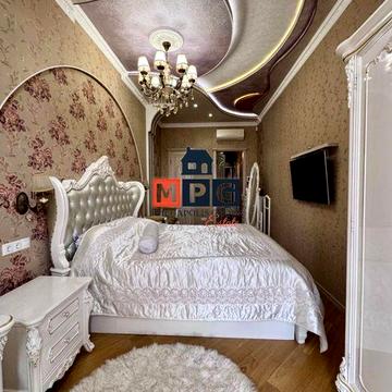 Продаж 3-кімнатної квартири / ЖК «Будинок на Набережній», Банний. ЖК Будинок на Набережній