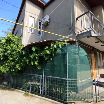 Одеська вул.