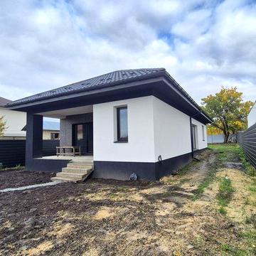 )( Продаж новобудови на 5 сотках землі