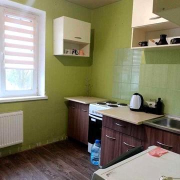 Продам 1 кімнатну квартиру на Макулані