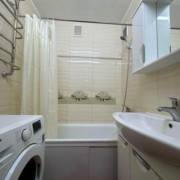 Затишна 2к квартира Мегацентр