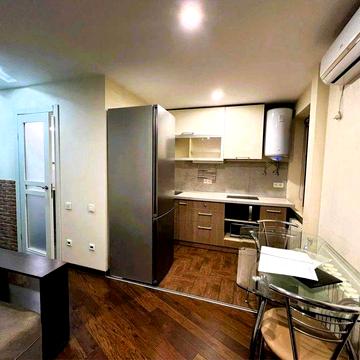 Продам 1-кімнатну квартиру студію, Центральний р-н, м-н О. Поля AK