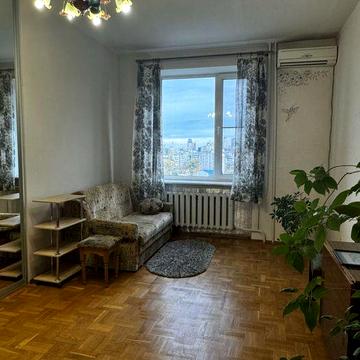 Здам 2х кімнатну простору квартиру. Центральний район