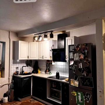 Перемишльська вул. (Червонопільська), 9