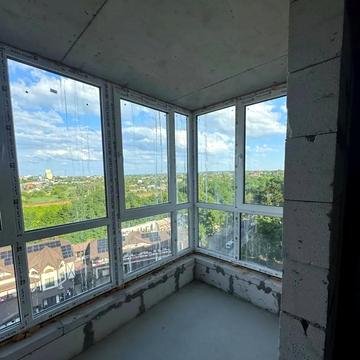 Привокзальна вул. (Героїв Сталінграду), 30