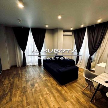 Сімферопольська вул., 2-Л