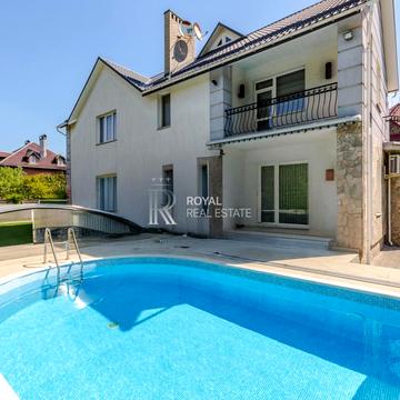 Партизанська вул.