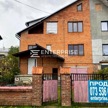 Арктична вул., 8