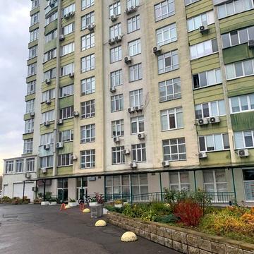 Валерія Лобановського просп. (Червонозоряний), 4-Г