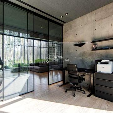 Центральна вул.