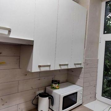 Оренда СВІЖОЇ 1 кімнатної, вул.ЗАВОДСЬКА (ДРІЖЗАВОД), є МІСЦЕ під авто