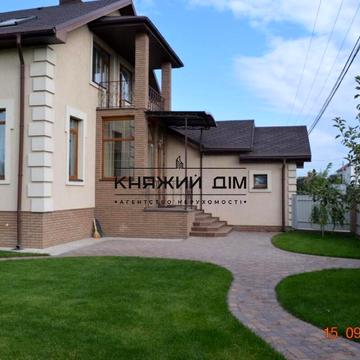 Зоряна вул.