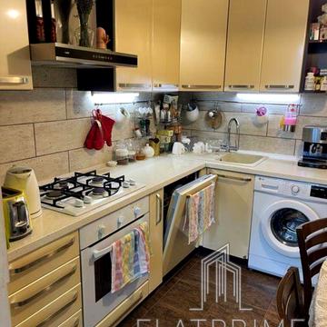 Зодчих вул., 34