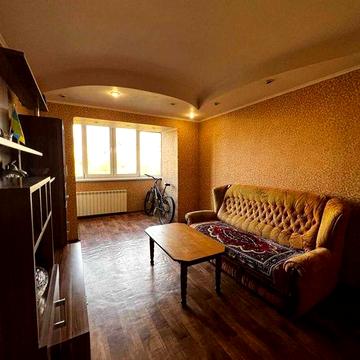 Продам 2 комнатную квартиру ( Глинки ) Корабельный