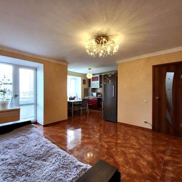 Наскрізний пров., 14