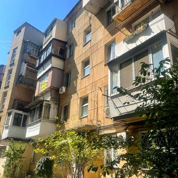 Фонтанська дорога вул., 15