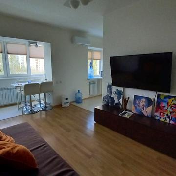 Лесі Українки бульв., 16