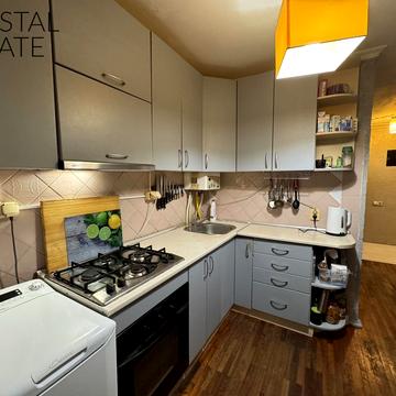 Полуничний пров., 25